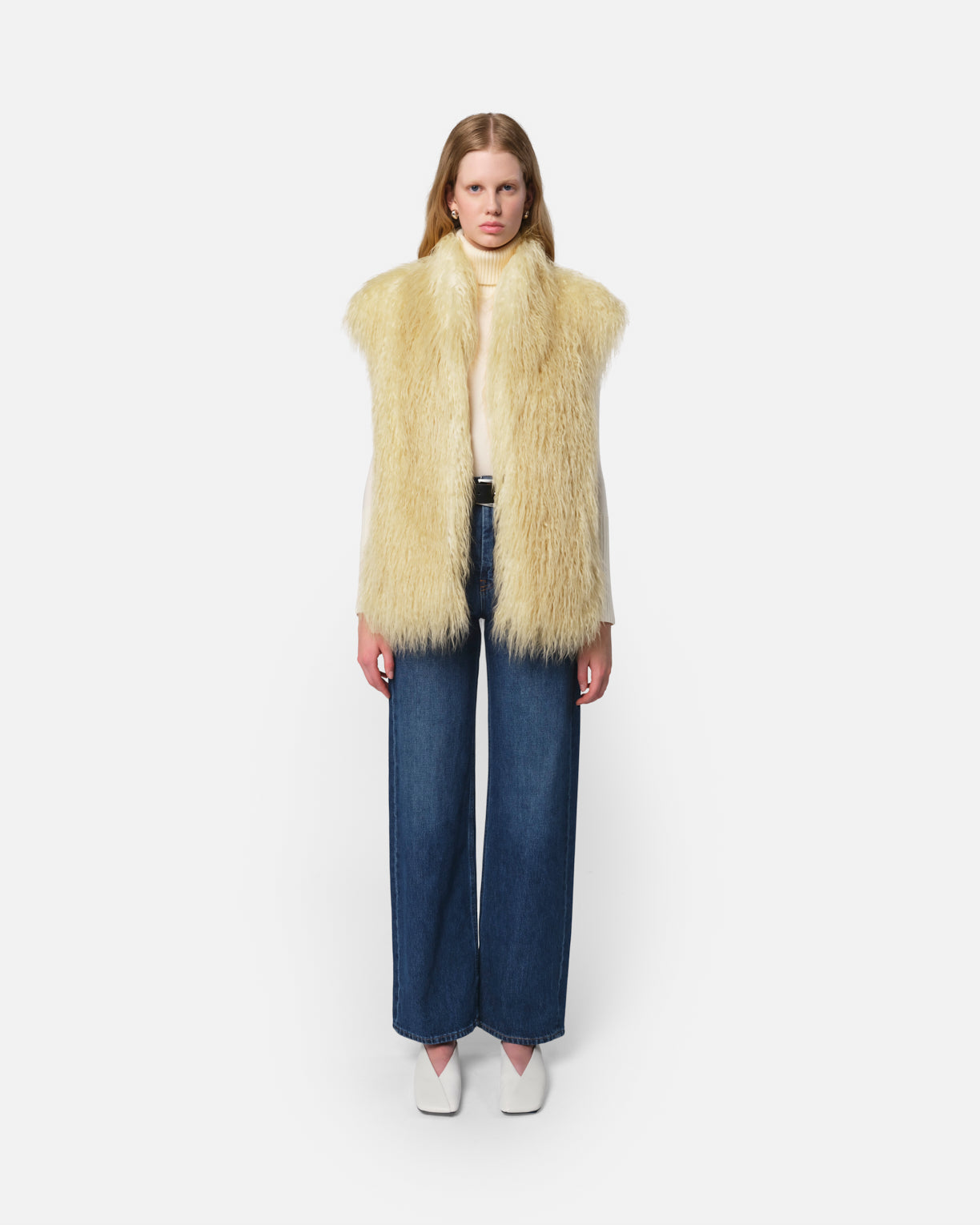 Laila Faux Mongolian Fur Vest in Panna Cotta – Apparis