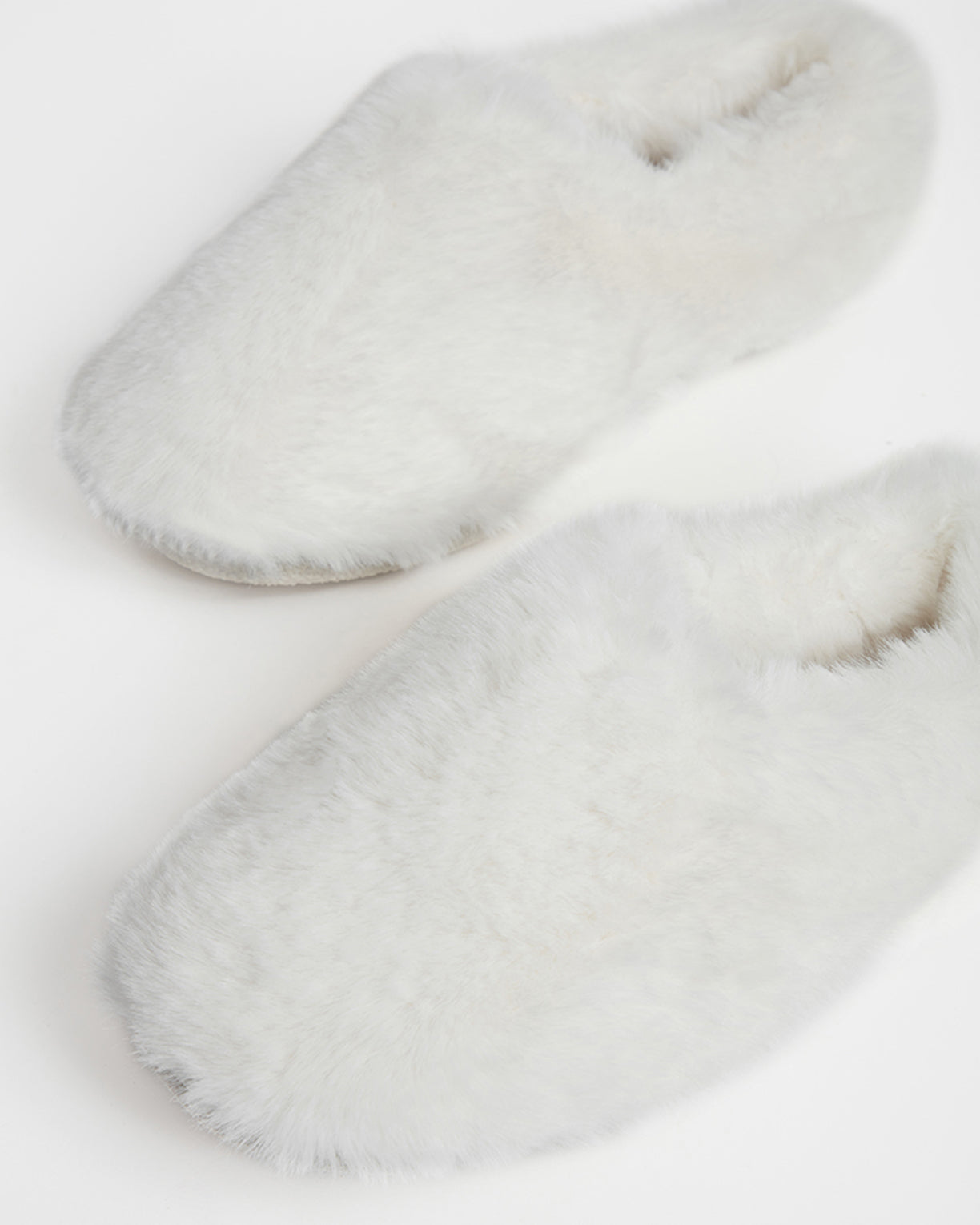 Faux fur discount slippers white company