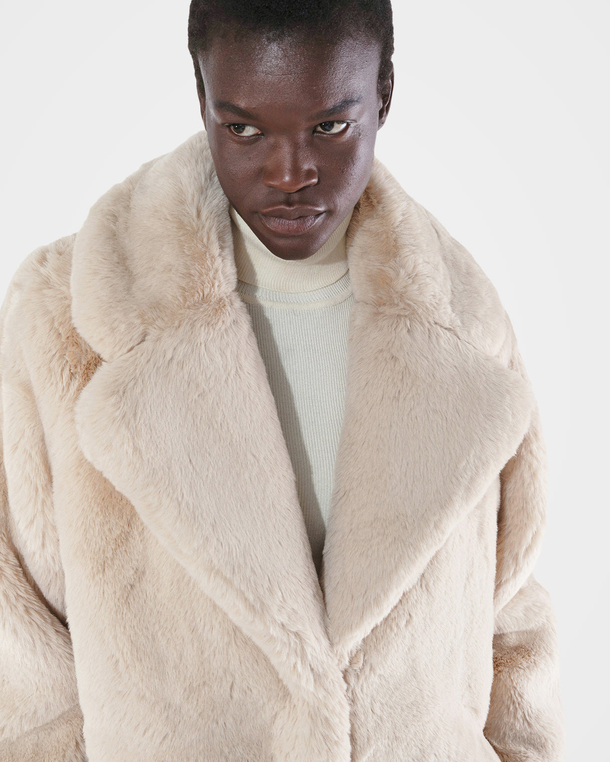 winter love faux fur coat/rich brownこちらはいかがでしょうか