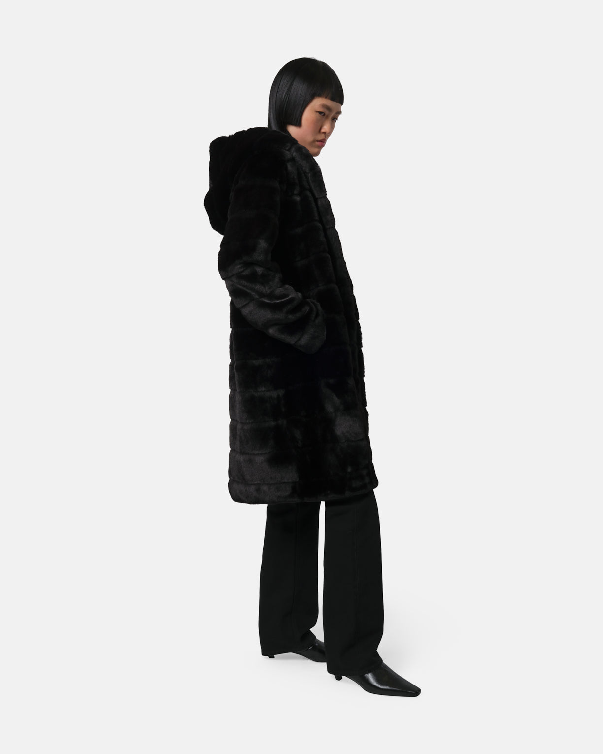 APPARIS アパリス　コート Apparis Siena Faux Fur Coat in Camel | REVOLVE
