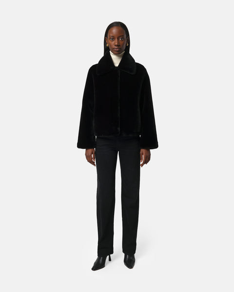 APPARIS アパリス　コート Elis Faux Fur Coat in Noir – Apparis