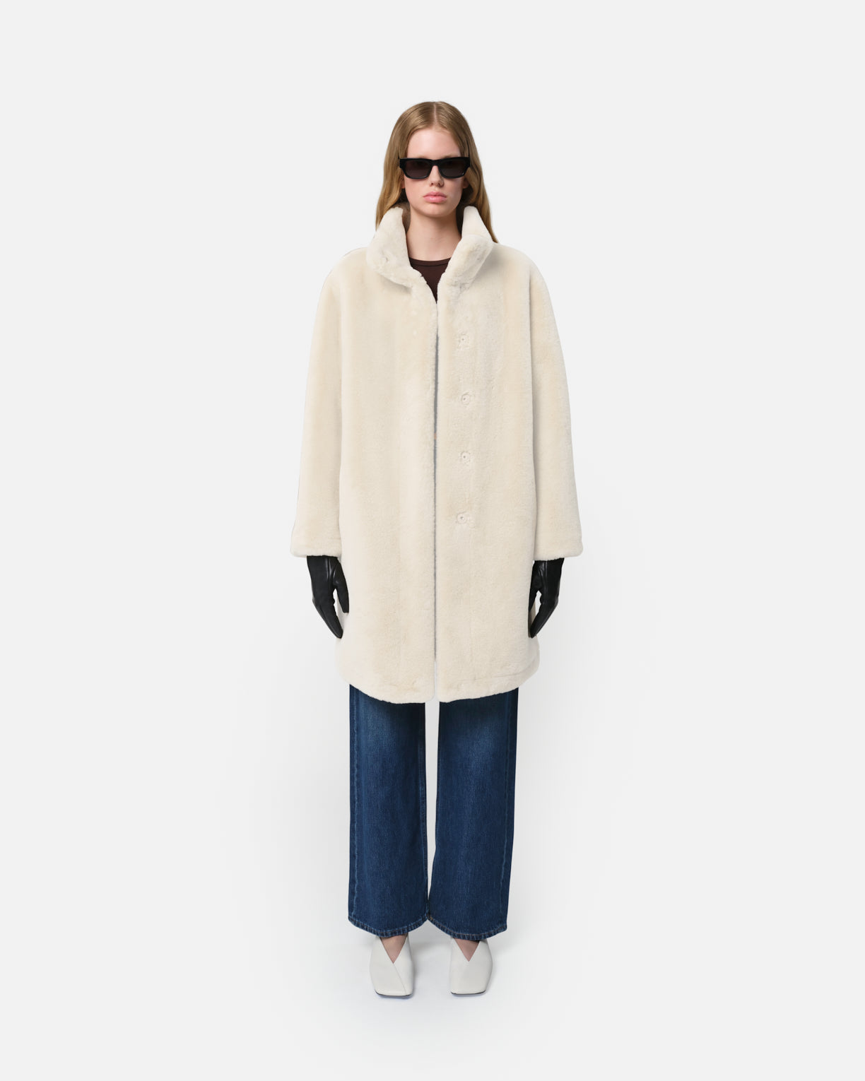 VIEW ALL OUTERWEAR – Apparis