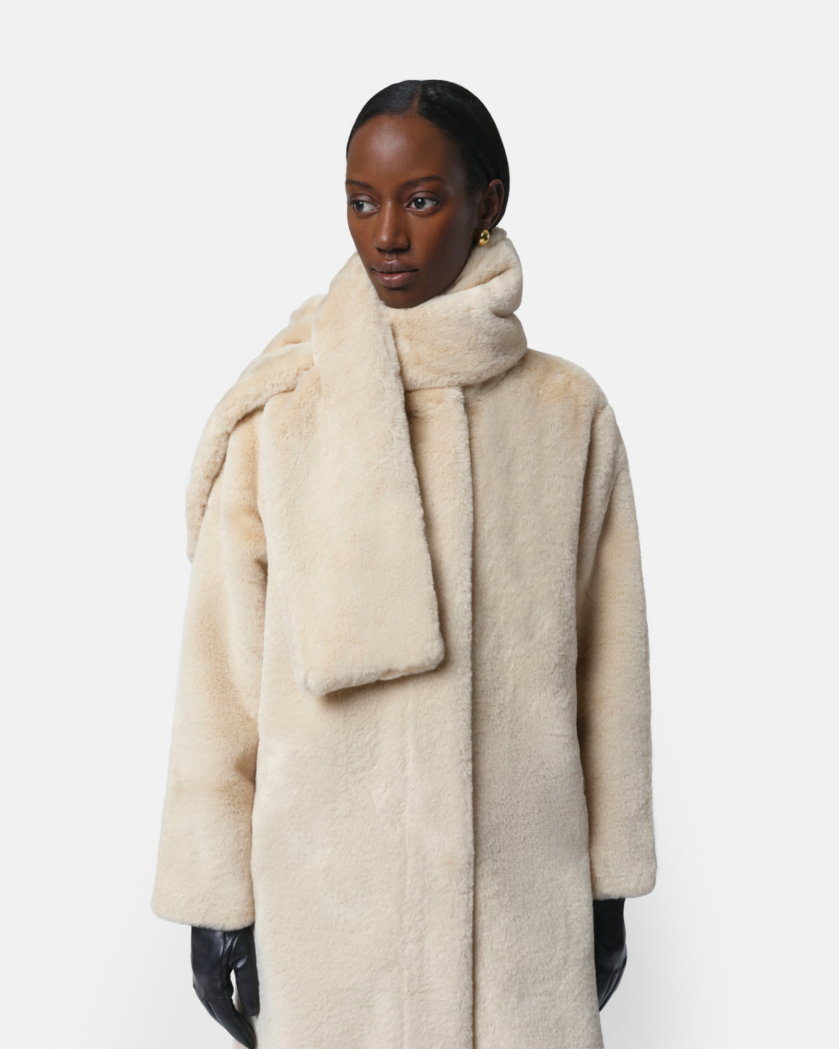 Kai Faux Fur Scarf in Latte – Apparis