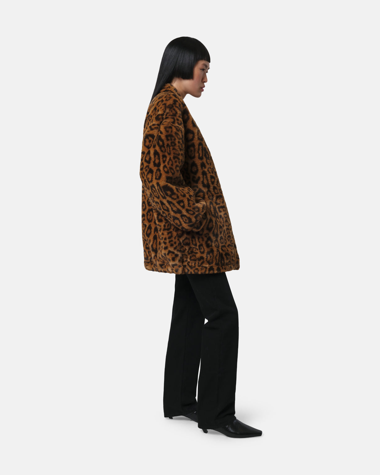 VIEW ALL OUTERWEAR – Apparis