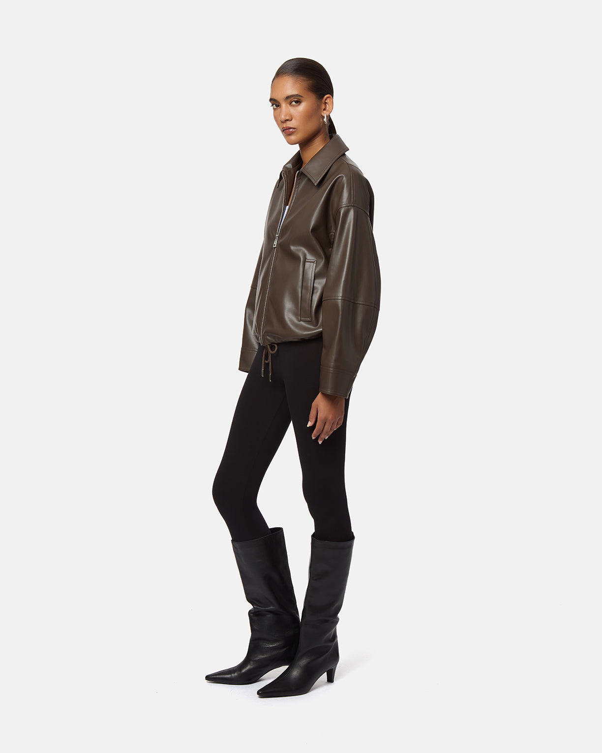 VIEW ALL OUTERWEAR – Apparis